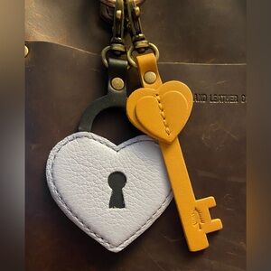 Portland Leather Skyway Keychain - NEW